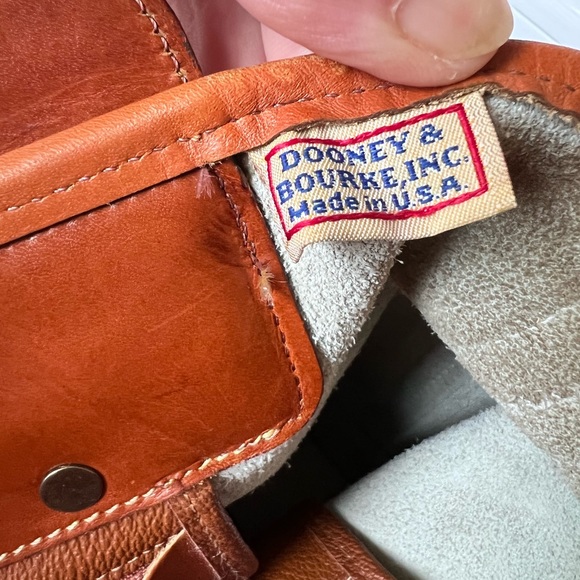 Authentic large 12 x 10 Dooney & Bourke pebble grain leather satchel ~Vintage! - Picture 13 of 16